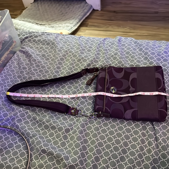 COACH Purple Jacquard Signature C Crossbody Messenger Shoulder Bag - Picture 11 of 14